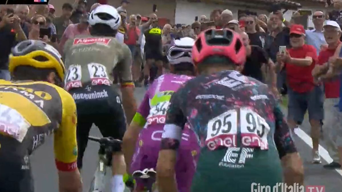 kolarze uciekający na 18 etapie Giro d'Italia