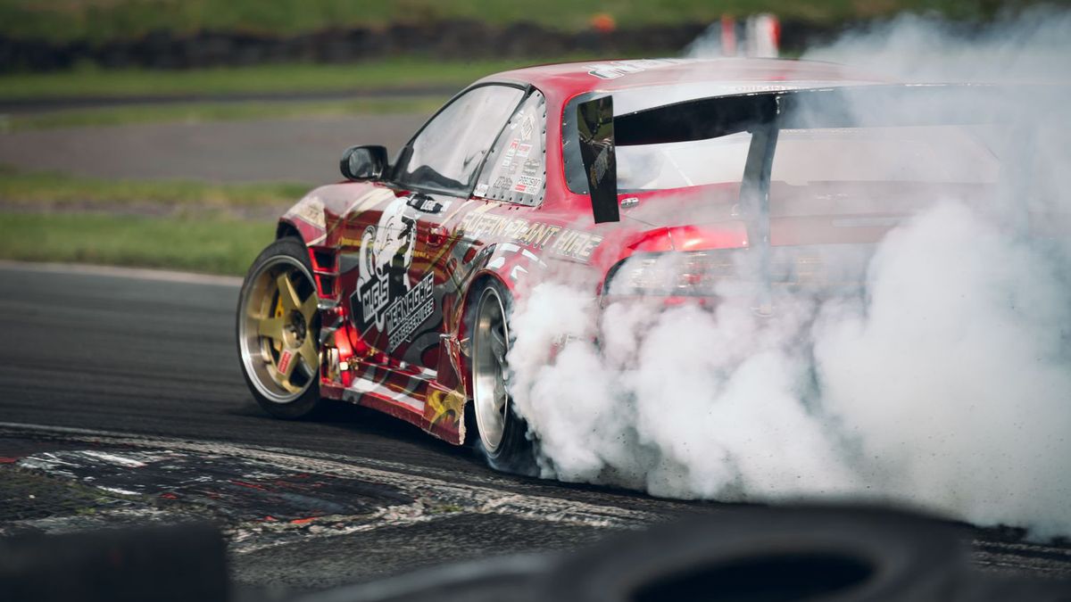 Materiały prasowe / Na zdjęciu: zawody driftingowe