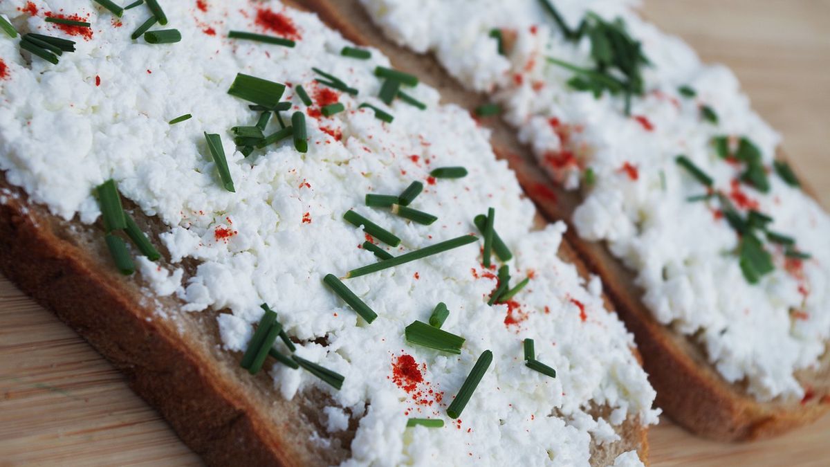 Serek wiejski niskotłuszczowy (1% tłuszczu)