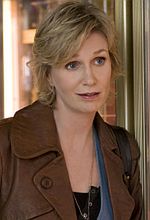 Jane Lynch siostrą przełożoną
