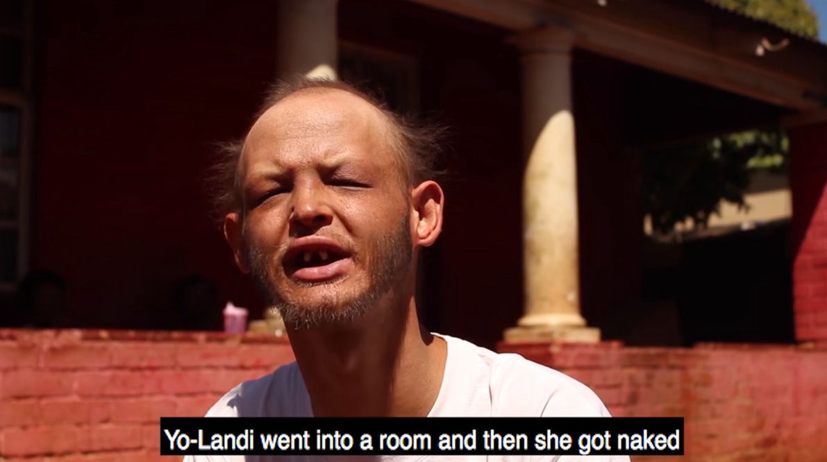 Adopcyjny syn oskarża Die Antwoord   