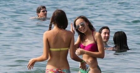 Rachael Kathryn Bell i Savannah Jayde: Gwiazdy na urlopie