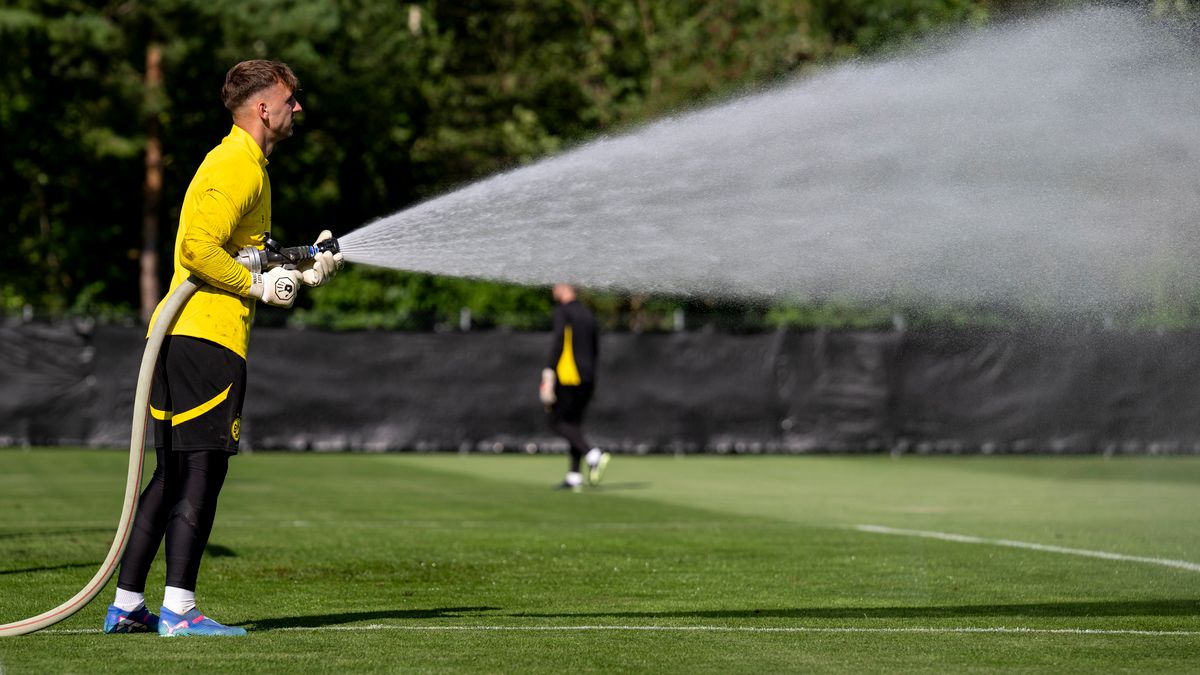 Getty Images / Hendrik Deckers/Borussia Dortmund / Na zdjęciu: Marcel Lotka może odejść z BVB