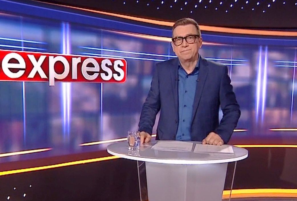 Maciej Orłoś ponownie prowadzącym "Teleexpressu" (fot. KAPiF)