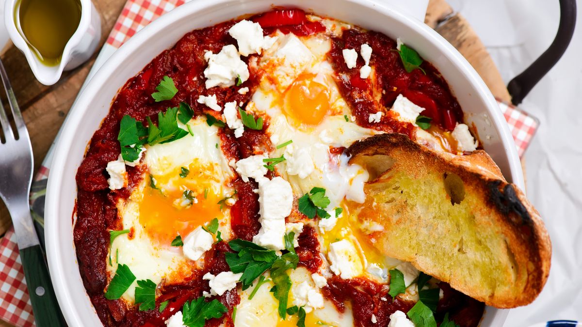 Szakszuka, pomysł na energetyczne śniadanie 