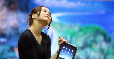Apple sprzedaje więcej tabletów niż komputerów!
