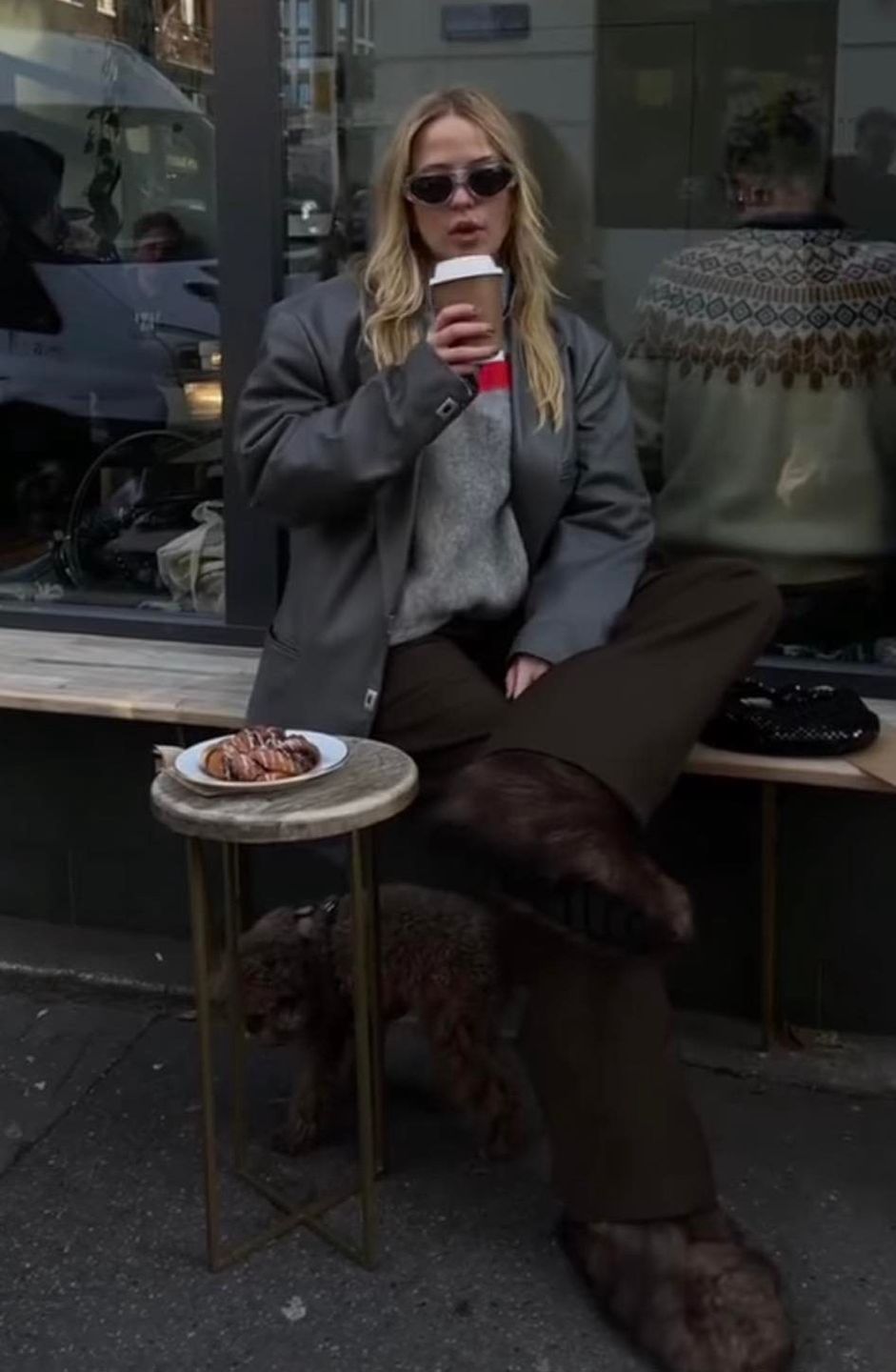 Buty Jessiki Mercedes przypominają jej psa