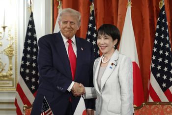 Działo się w nocy. Trump z ważną wizytą, trzęsienie ziemi w Turcji