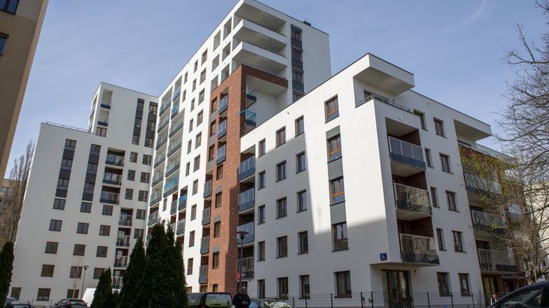 Zakątek Cybisa przy ul. Włodarzewskiej 59 w Warszawie