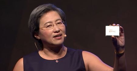 AMD chwali się procesorem Epyc 2 w 7 nm