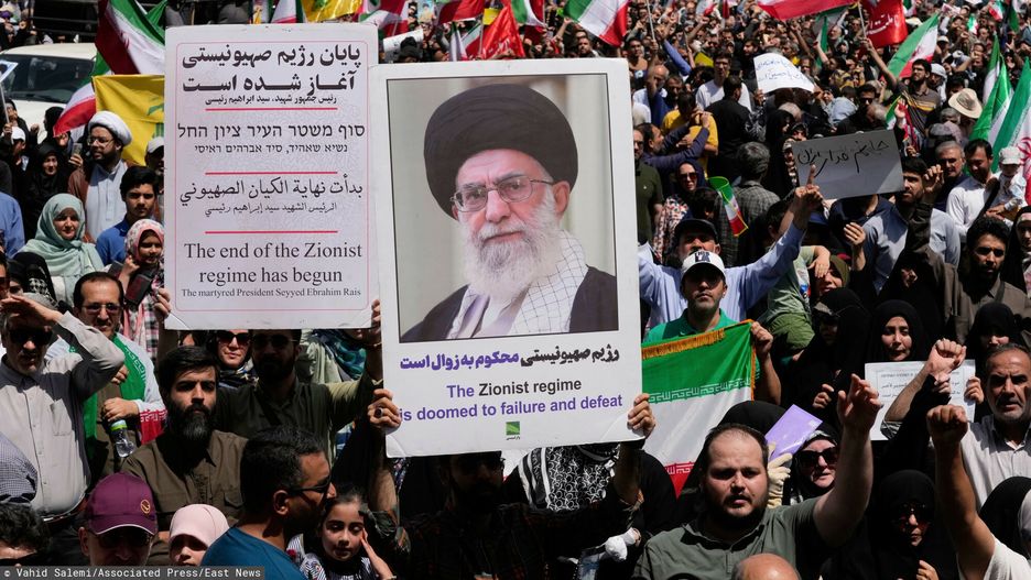 Temporary
Iranian protestors carry portrait of the Supreme Leader Ayatollah Ali Khamenei and anti-Israeli signs during a protest to condemn Israeli attacks on multiple cities across Iran, after the Friday prayers ceremony in Tehran, Iran, Friday, June 20, 2025. (AP Photo/Vahid Salemi)
Vahid Salemi