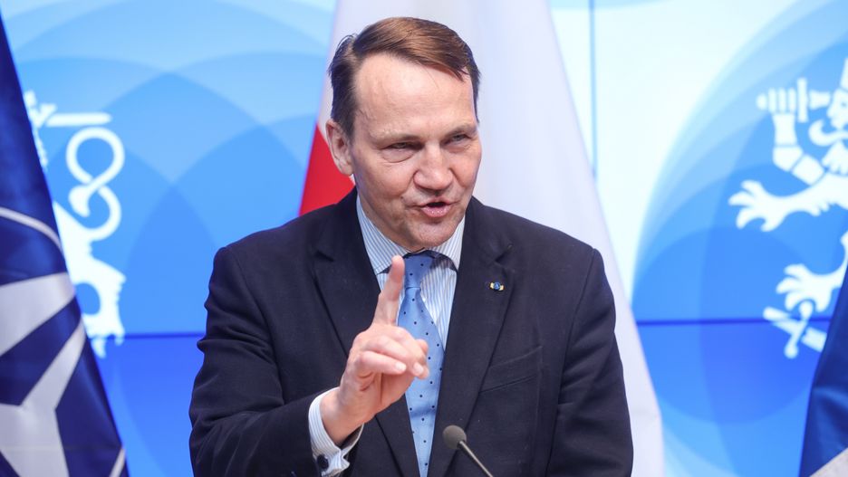 Rados�aw Sikorski
Helsinki, Finlandia, 14.03.2024. Minister spraw zagranicznych RP Rados�aw Sikorski na wsp�lnej konferencji prasowej z minister spraw zagranicznych Finlandii Elin� Valtonen w Helsinkach, 14 bm. Minister Rados�aw Sikorski ma spotka� si� r�wnie� z prezydentem Finlandii Alexandrem Stubbem. (aldg) PAP/Rafa� Guz
Rafa� Guz
dyplomacja, minister, msz, polityk, polityka, spraw zagranicznych, wizyta, zagraniczna