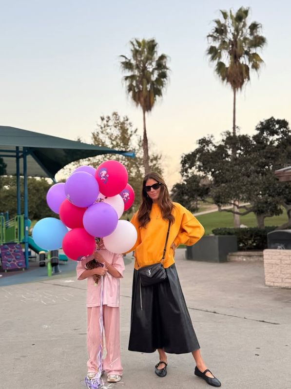 Weronika Rosati relacjonuje urodziny córki 