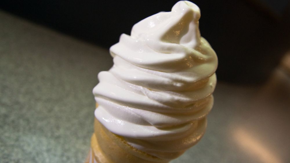 Lody włoskie light o smaku waniliowym w wafelku