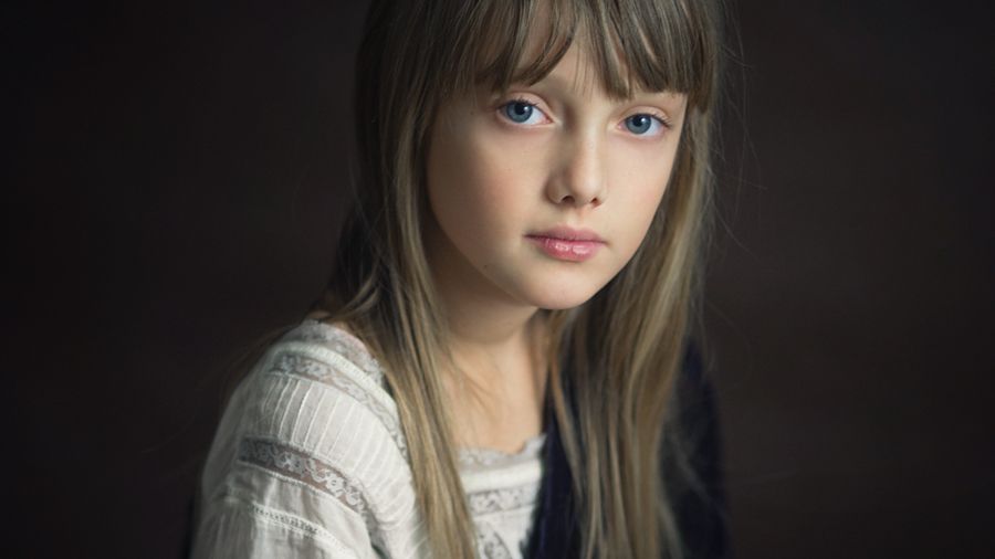 Magdalena Berny - portrety dziecięcej zadumy, refleksji, smutku 1