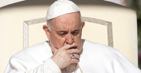 Papież Franciszek zostanie uznany świętym? To musi się stać