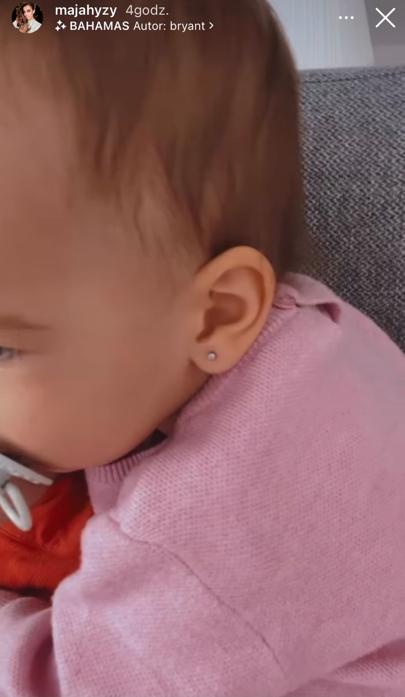 Maja Hyży przekłuła uszy córce
