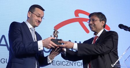 Zainwestowali w przemysł ponad 500 mln zł. Morawiecki: zależy nam na takiej modernizacji