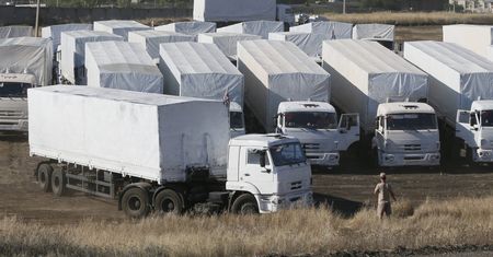 Rosyjski konwój z pomocą humanitarną dla Ukrainy nadal czeka na granicy