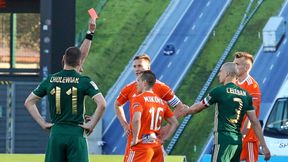 Piłkarz Termaliki wyrzucony za atak na sędziego