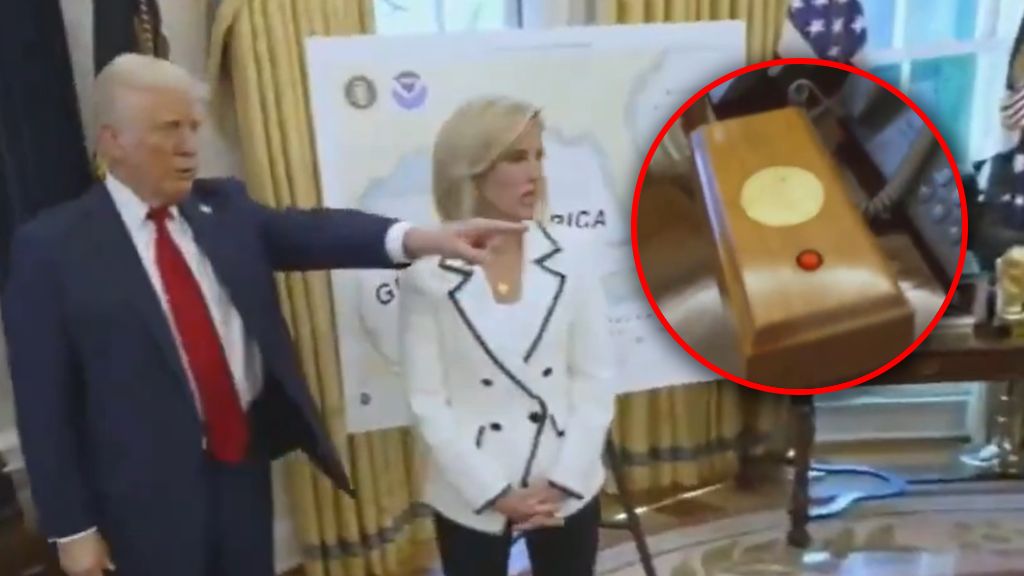 Donald Trump pokazał w telewizji legendarny "czerwony przycisk"