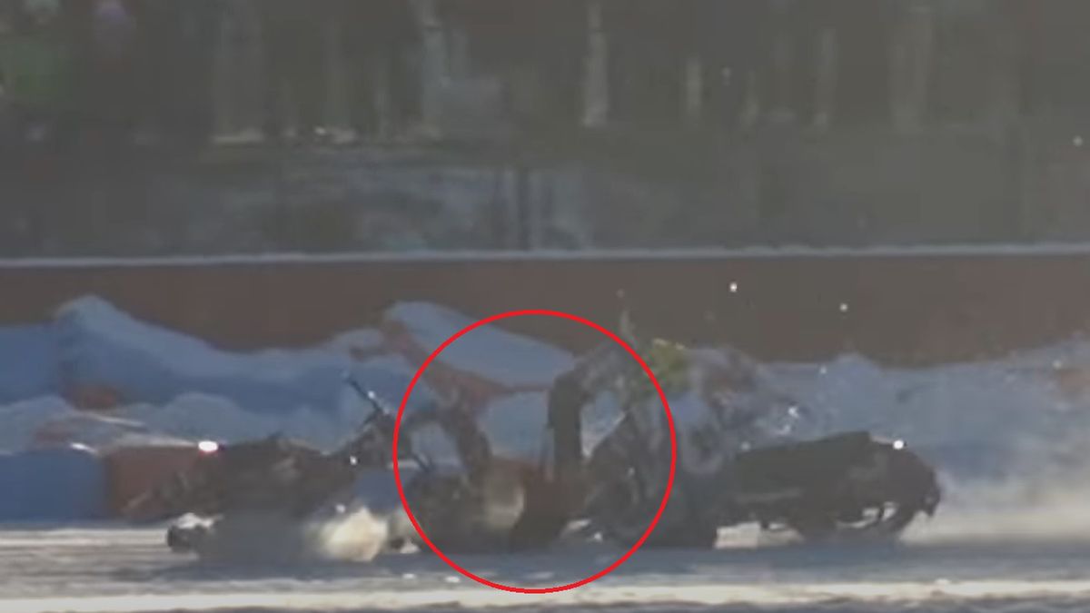 YouTube / Upadek Nikołaja Krasnikowa i Dmitrija Kołtakowa