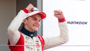 Olbrzymi sukces Polaka w Hiszpanii. Przykuwa uwagę zespołów F1