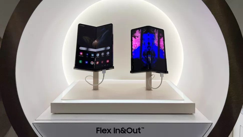 Panel Flex In & Out