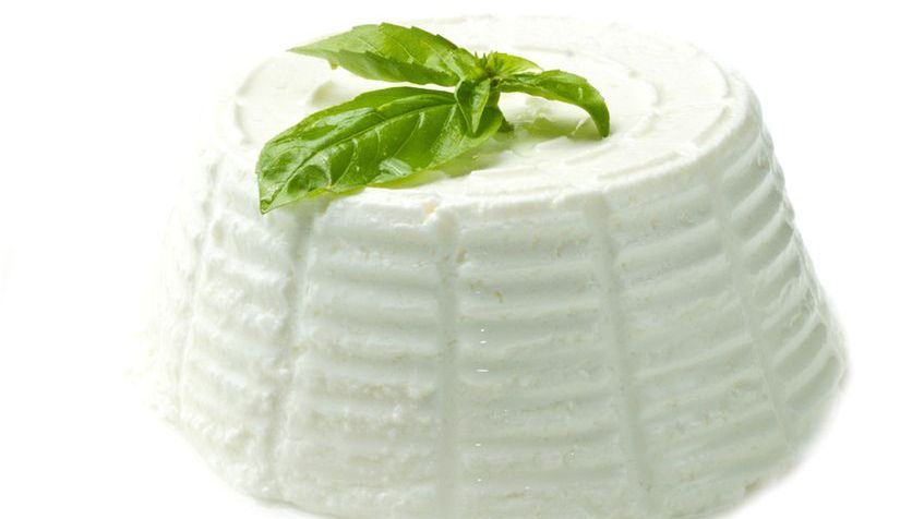 Ricotta z pełnego mleka