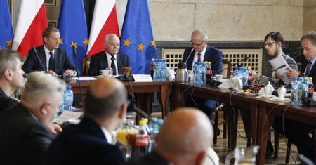 Donald Tusk mówi o ratowaniu kopalń. Co z likwidowaniem nierentownych przedsiębiorstw?