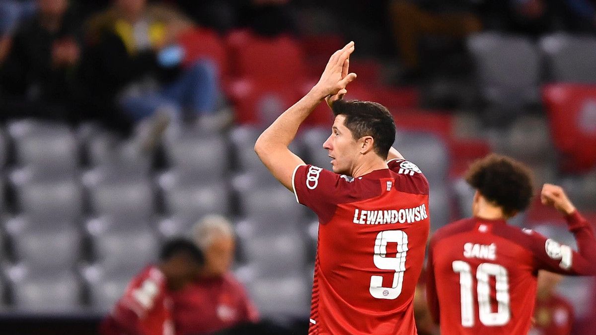 Zdjęcie okładkowe artykułu: PAP/EPA / Na zdjęciu: Robert Lewandowski