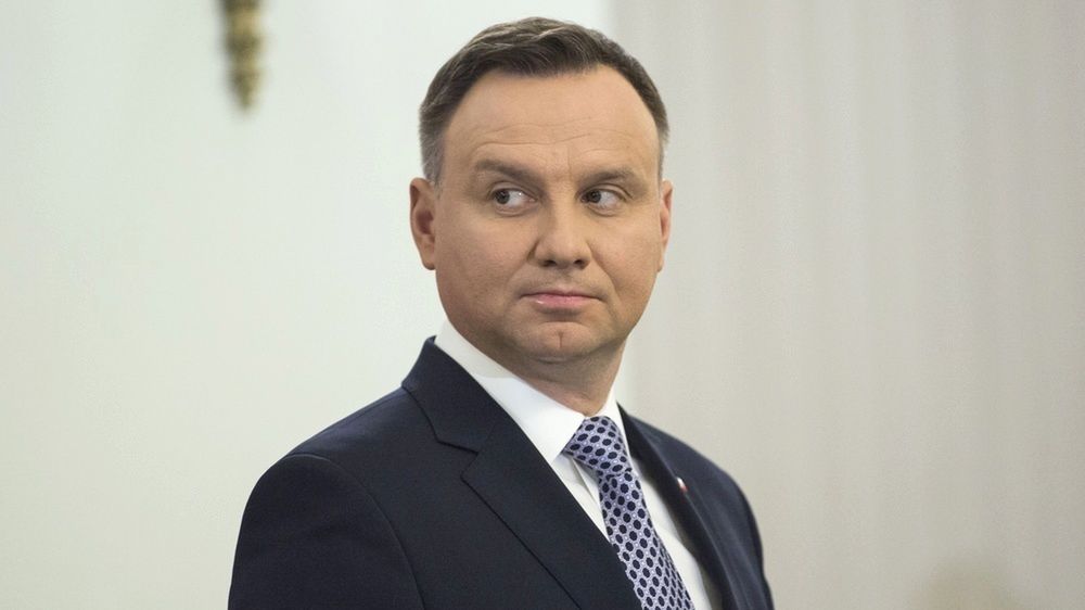 W myśl podpisanej ustawy wzrost gospodarczy będzie na poziomie 3,8 proc.