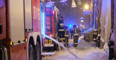 Milion złotych strat po pożarze restauracji na Starym Mieście. Lokal tymczasowo zamknięty