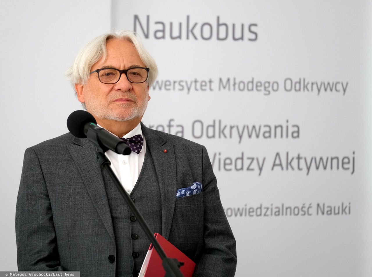 "Długa rozmowa z prof. Maksymowiczem". Mucha komentuje doniesienia WP