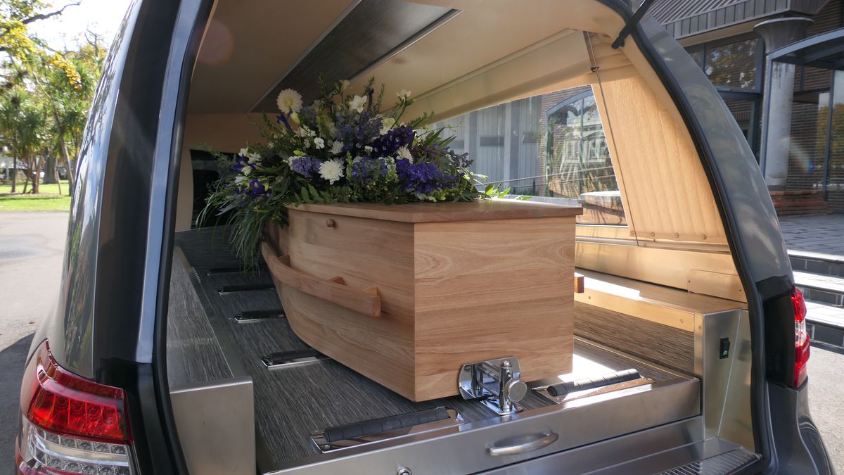 Koszty pogrzebów potrafią być dwa razy wyższe niż aktualna kwota zasiłku pogrzebowego