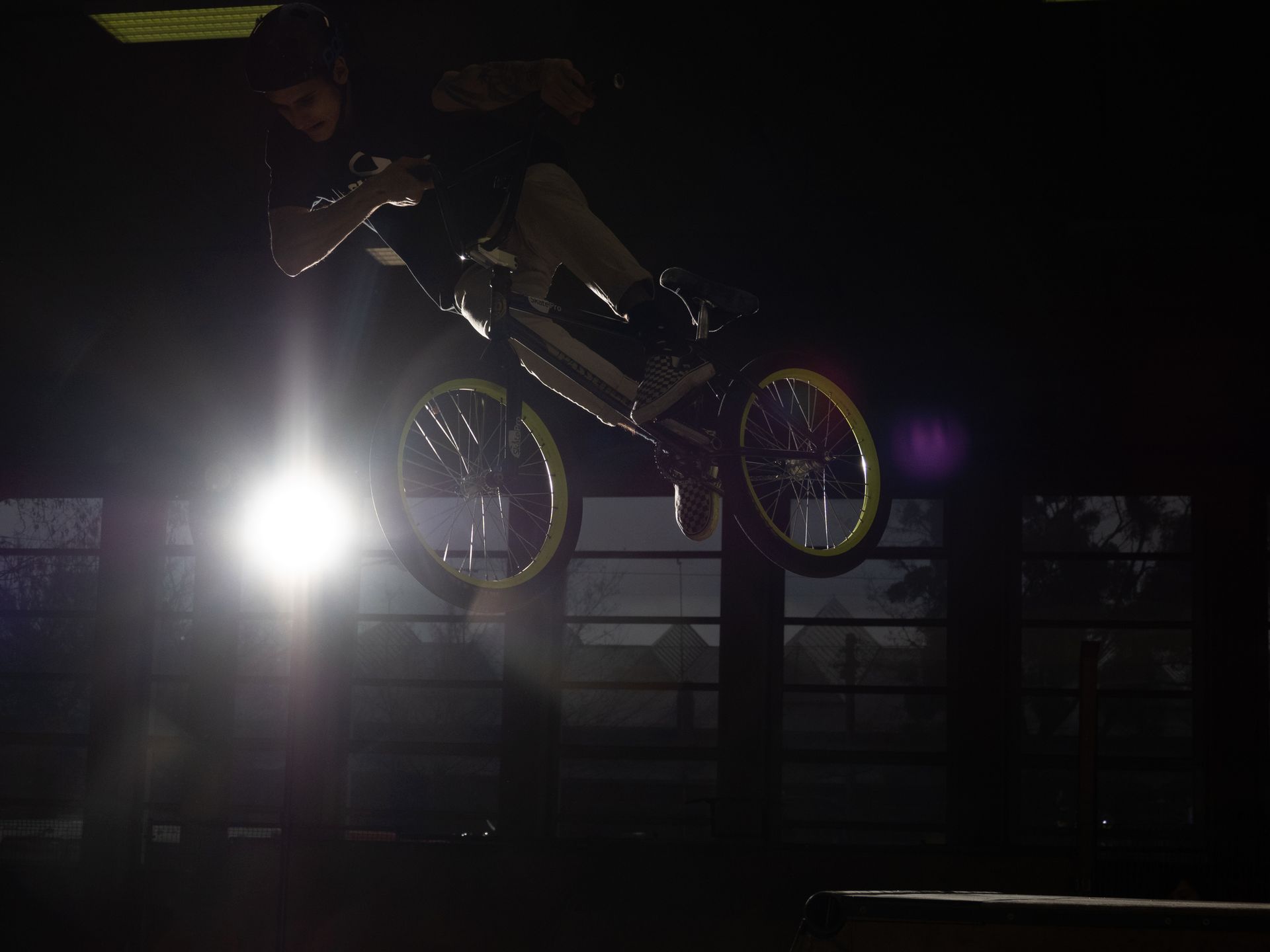 Olympus OM-D E-M1X w skateparku - prezentacja i zdjęcia przykładowe 11