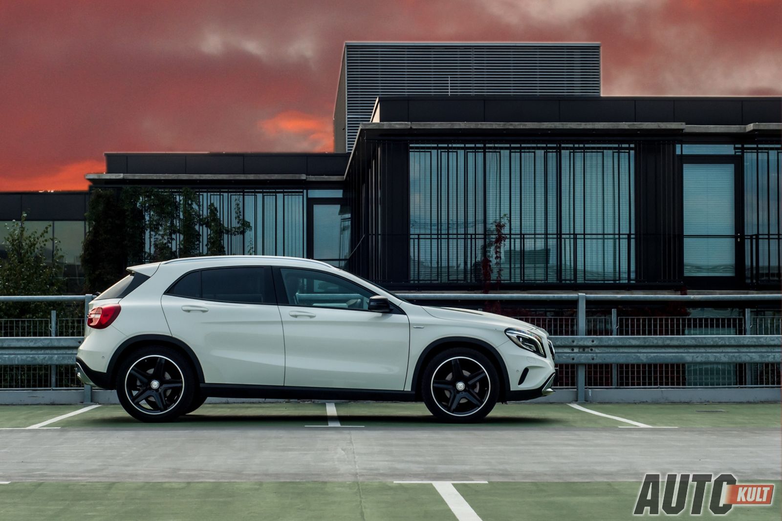 Mercedes-Benz GLA 200 CDI 4Matic 7G-DCT - test [galeria] 4