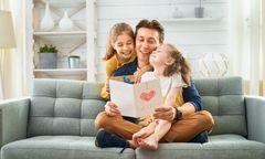 Pomysły na prezent na Dzień Ojca. Co wybrać w 2025 roku?