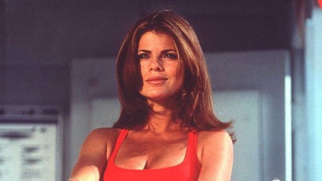 Yasmine Bleeth w 1996 roku na planie "Słonecznego Patrolu"