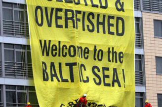 Protest ekologów z Greenpeace w obronie Bałtyku
