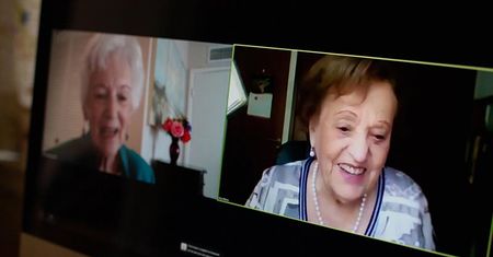 Przeżyły Holocaust. Oszałamiające spotkanie po 82 latach