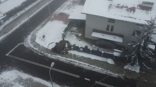 Olkusz: Zapadlisko pojawiło się tuż przy domu. Konieczna była ewakuacja