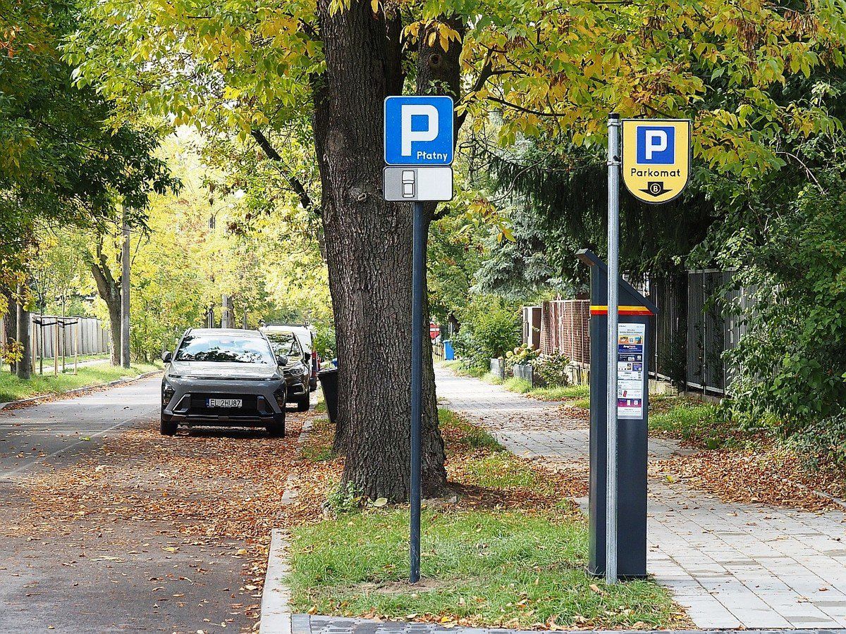 Od środy 1 października na ulicach Radiostacji obowiązują opłaty parkingowe