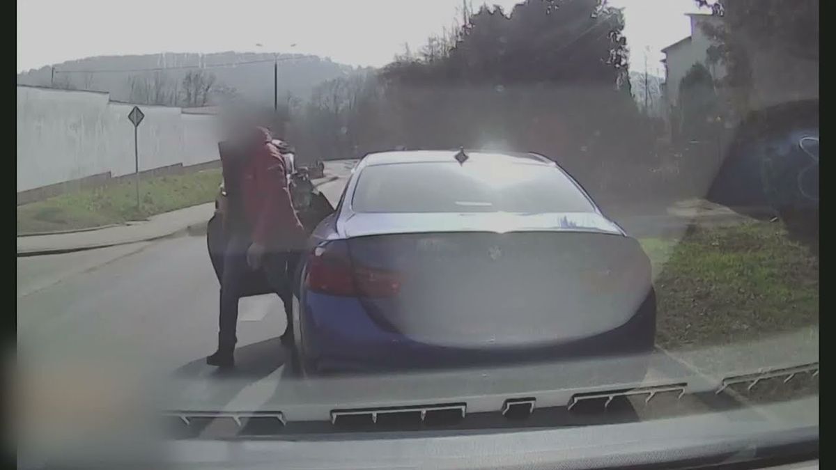 W ubiegłym roku małopolska policja otrzymała ponad 2000 zgłoszeń z nagraniami wykroczeń.