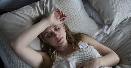 Ostrzega, że organizm walczy z cukrzycą. Pojawia się z rana
