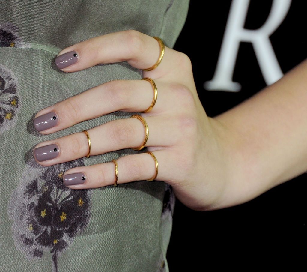 Biżuteryjne zdobienia na paznokciach będą bardzo modne