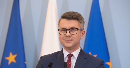 Posłowie PiS "szturmują" ministerstwa. Mueller wskazał cele