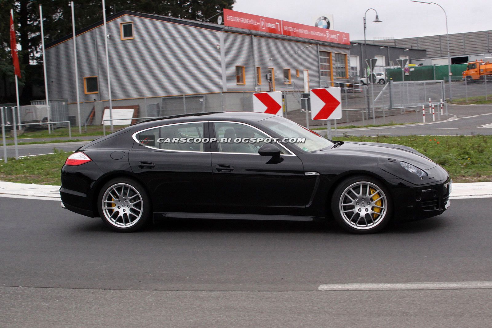 2013-Porsche-Panamera