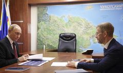 Putin nie wrócił do Moskwy. Zatrzymał się w pobliżu Alaski