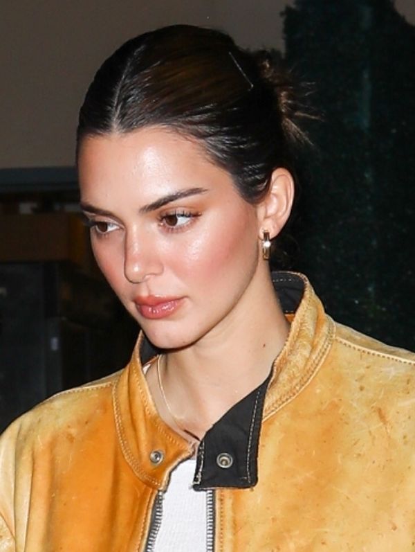 Khloe Kardashian idzie na kolację z Kris i Kendall